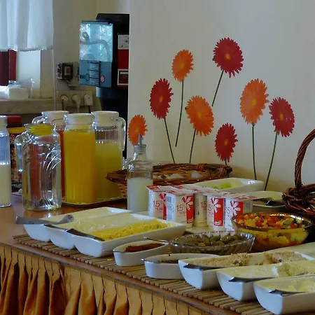 Jrose Hotel-3
